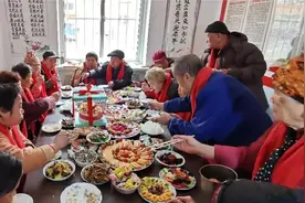 助老，志愿服务提升城市温度度图片