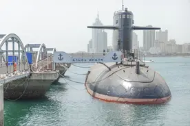 青岛不容错过的免费博物馆，展示海军力量，十分壮观图片