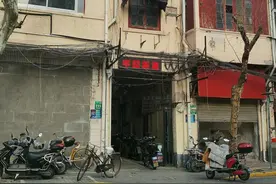 怀旧：七八十年代的澡堂图片