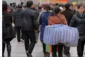 千万别让女人独自去打工图片