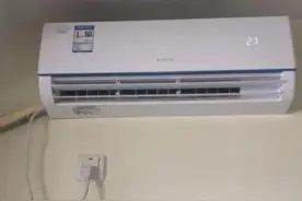 空调安装很有讲究的，感谢安装师傅图片