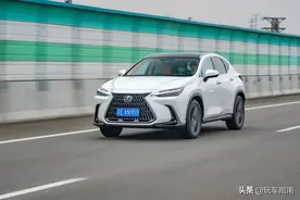 丰田荣放“精装版”？试驾雷克萨斯全新一代NX 多花10多万值吗图片