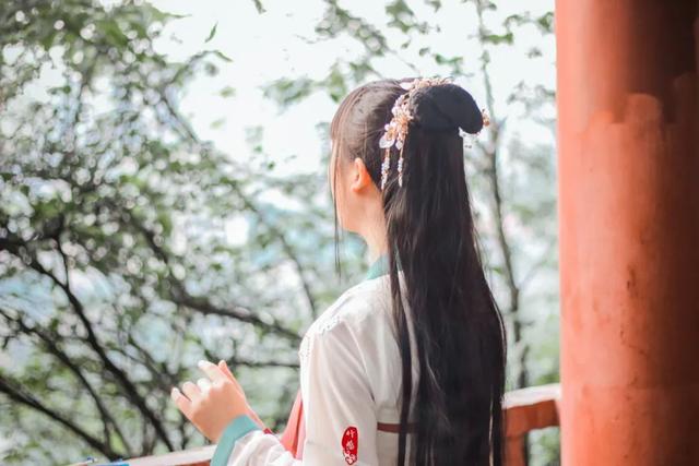 描写七夕节的诗句古诗大全（10首最美的七夕诗词）