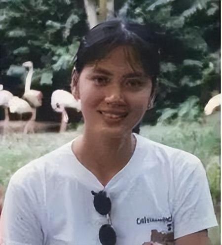 沈冰：曾经的“央视名嘴”，嫁富商后锒铛入狱，如今她后悔过吗？