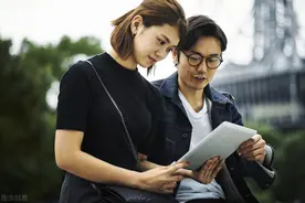 女人向你索要这3样东西，不是想占便宜，而是在意你图片