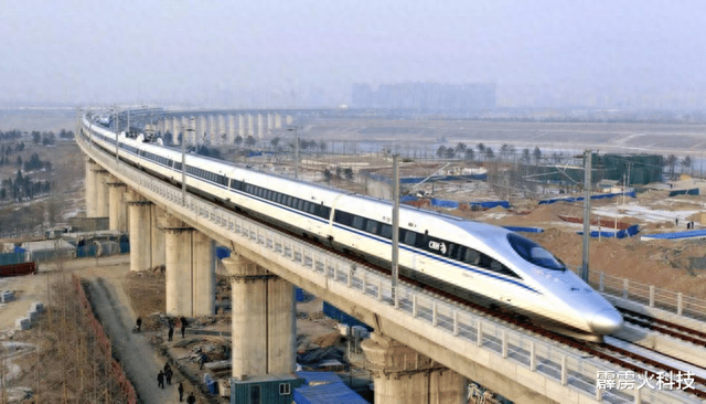 伦敦时间与北京时间(伦敦和北京差几个小时)