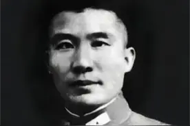 王耀武出狱后，娶了一个普通女教师，妻子瞒着他有个私生女图片