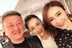 著名歌手韩磊：一家四口其乐融融，就是儿子让我“头痛”图片