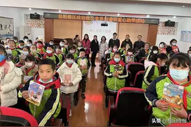 岳阳延寿小学：来自“爱心爸妈”的知识讲座图片