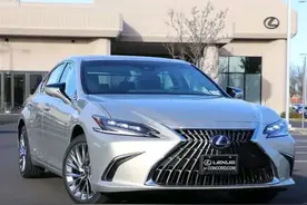 全新2023款雷克萨斯ES300，值得入手吗？图片
