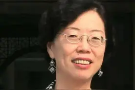 高下立判！6位现当代诗人，你更喜欢哪一位写的诗？图片