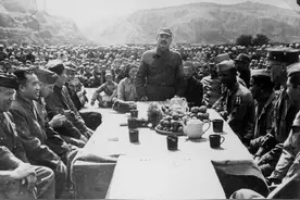 国军为啥学不会游击战？叶剑英和汤恩伯吵了一架后，知道原因了图片