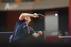 乒乓球世锦赛16强，中国女乒突破第一道防线，樊振东展现新技术图片