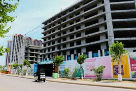河北大厂楼市调查：多项目处于半停工状态，购房者寥寥图片