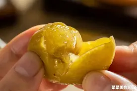 谁还去超市买它！自己做比溜溜梅还好吃，酸甜开胃嘎嘣脆！图片