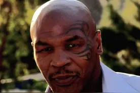 1988年，泰森前妻在豪华游艇上被拍，泰森看到后闯入特朗普办公室图片