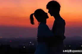 出差时与初恋的一夜情，我悔不当初，很对不起老公，我该怎么办？图片