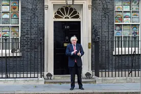 英国首相住在唐宁街10号，那么9号、11号住的是谁？图片