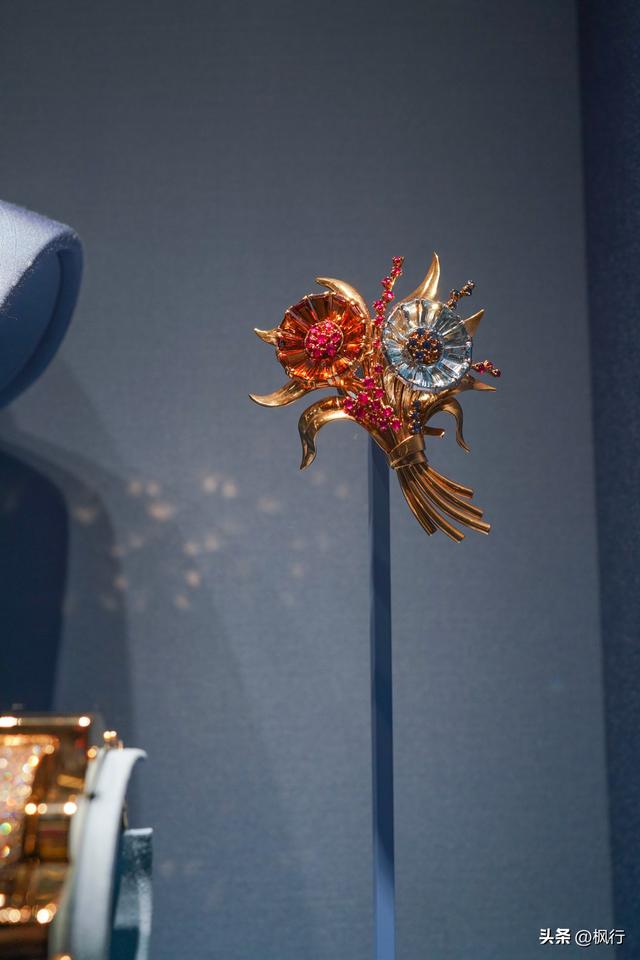 꾭䣬ʱű龭ѴչӭɫйϦ