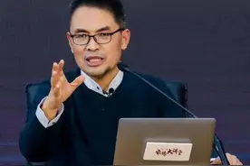 让我们2023年贴春联、放鞭炮，过一个有年味的春节图片