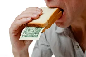 40年前“万元户”等于现在多少钱？如何抵御通胀？图片