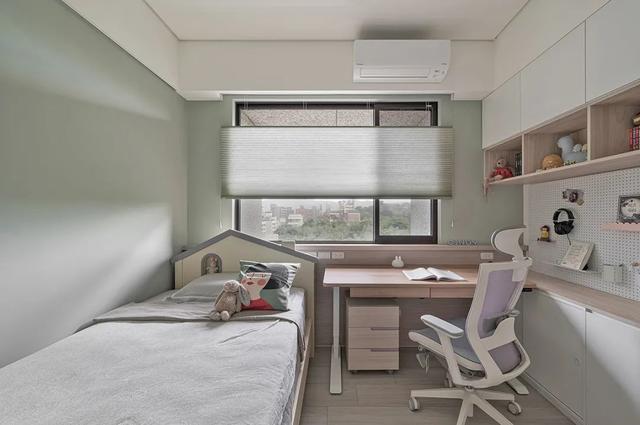 哇喔，反传统设计！屋内漂浮一座座猫屿，成为笑声满满的亲子猫宅