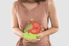 胃酸不舒服，服用铝碳酸镁的作用和禁忌有哪些？快来看看图片