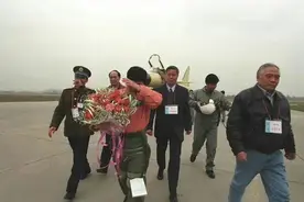 祝贺歼-10战机首飞25周年，老骥伏枥的老型号，还能继续改进吗？图片