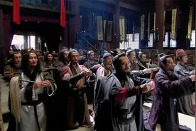 他才是水浒传中最为聪明的人，装病离开宋江，之后在海外建国图片