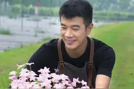 风雨兰见花不见叶的小秘密，3步就能做到图片