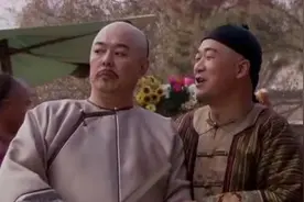 乾隆在路边吃瓜，连声夸赞西瓜甜，走出百米后突然下令：处死瓜农图片