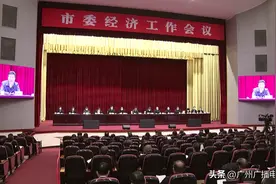 广视快评：赛龙夺锦 竞标争先 争当高质量发展“领头羊”图片