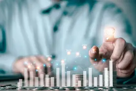 “四季度效应”真的存在吗？投资者怎样才能过个“暖冬”？图片