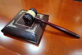 员工在职期间开设同类公司，违反忠诚义务的，公司可以合法辞退图片