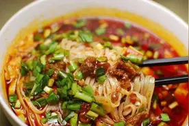 陕西传统美食，臊子饸烙的做法，酸香美味，好吃解馋，做法很简单图片