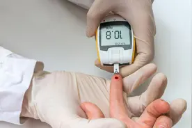 血脂高不高，看脸就知道？提醒：若脸上出现这种情况，警惕高血脂图片