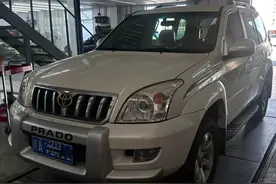 大哥买了辆2010年的霸道LC120，含泪进厂大翻修，极限复活变新车图片