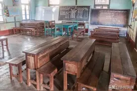 是谁在掏空农村，让农村的人口越来越少，不再展现以前的繁华图片