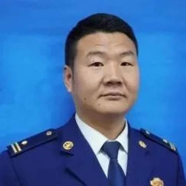 来为2023年第一季“普陀好人”候选人投票！