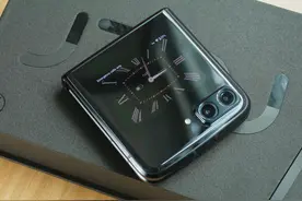 MotoRazr2022民间评测，折叠屏从未如此便宜，当主力机使用妥妥的图片