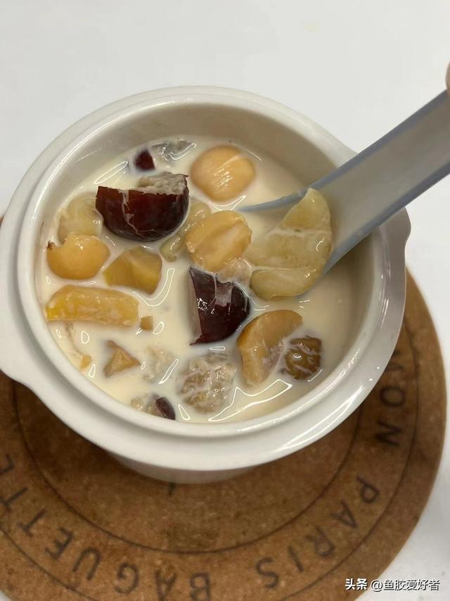 牛奶炖花胶 花胶全化了 牛奶炖花胶 花胶全化了可以吃吗 牛奶炖花胶 花胶全化了 牛奶炖花胶 花胶全化了可以吃吗