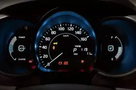 时速120，汽车转速达到多少算优秀？高于这个数就换辆车吧图片