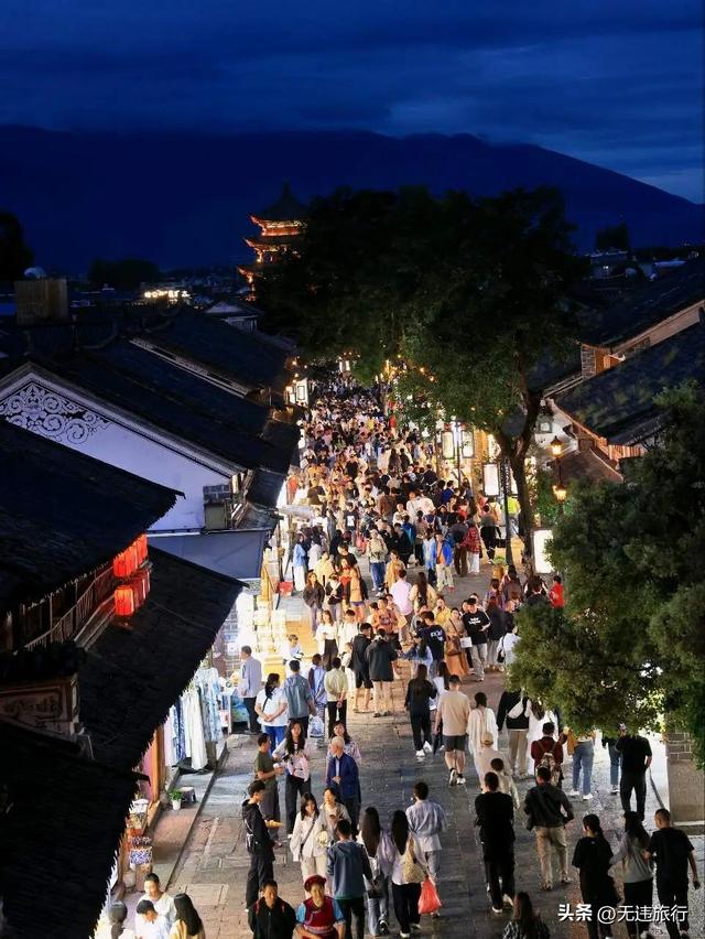 大理古城：推荐四街三美食，夜游最适宜！（附美图）