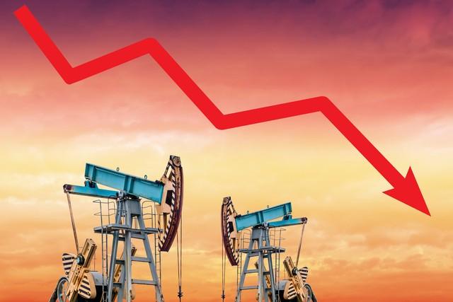 看完2022年一整年油价变化，你就知道，成品油调价机制有多坑！