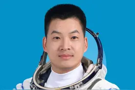 神十八航天员李广苏家庭曝光：母亲在家务农，母子俩已多年未见图片