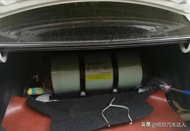 如果把汽车油改成气，发动机会产生影响吗？如果有会多大呢？