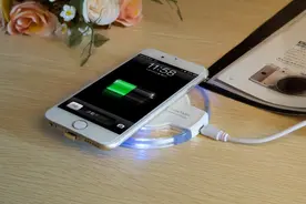 普通手机可以改成无线充电吗？图片