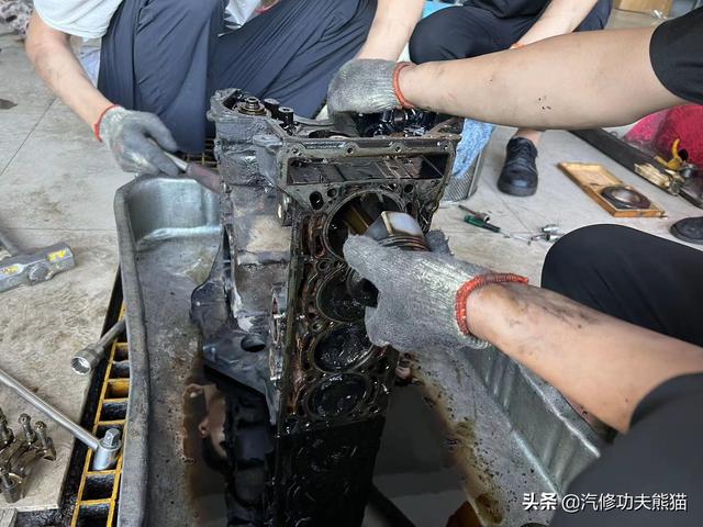 大众途观烧机油，德国工程师的设计缺陷由我们中国工匠来解决