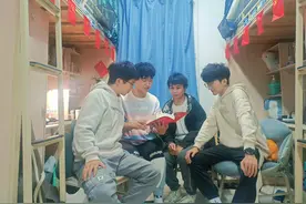 “研”值一流，215、135、107寝室，携手深造！图片