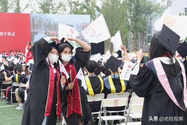 6484名成都大学2022届学子毕业啦